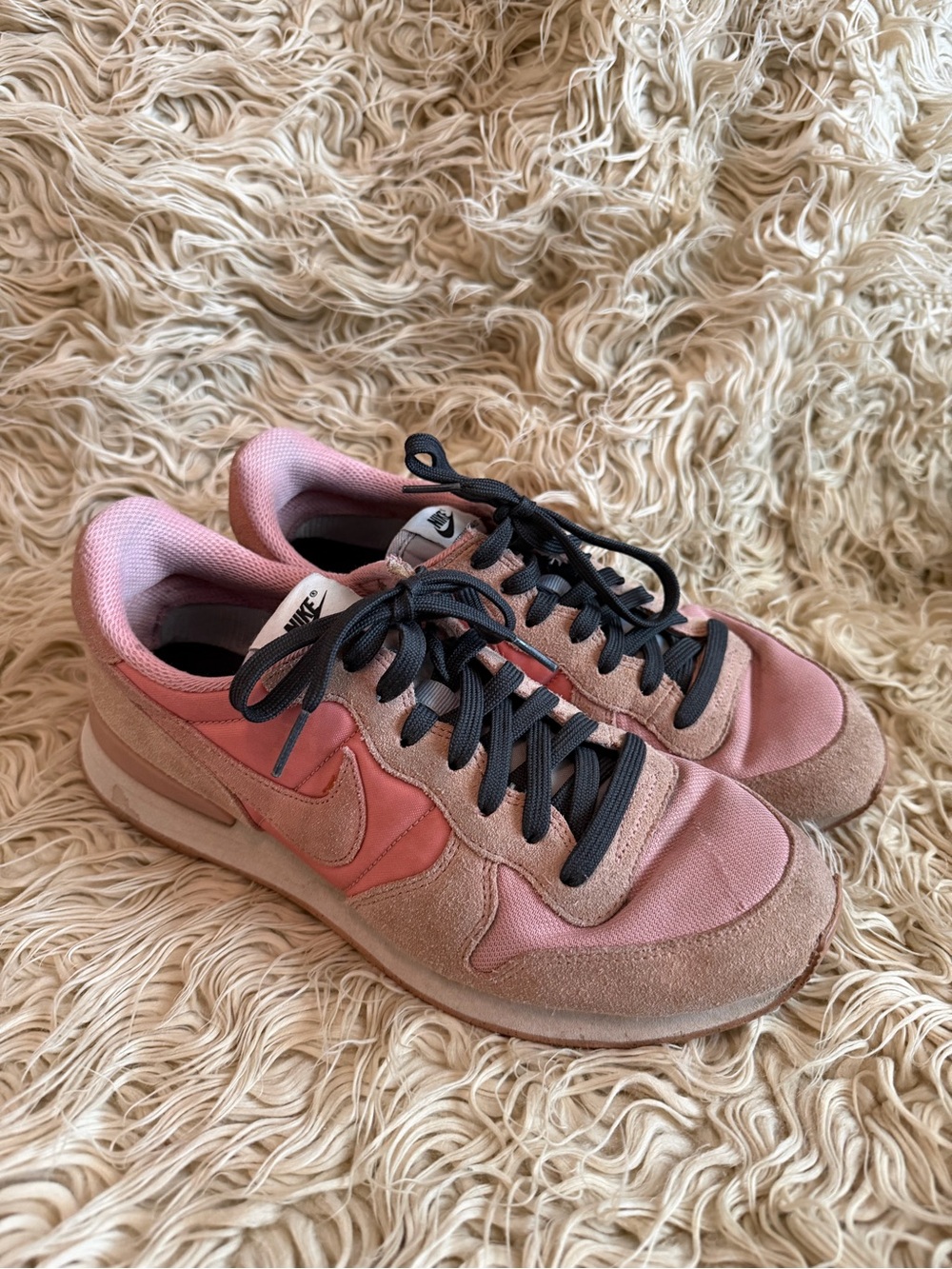 Nike International Pink Women's Sneakers